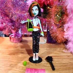 2014 MONSTER HIGH FREAKY FUSION INSPIRED SCARAH SCREAMS DOLL!